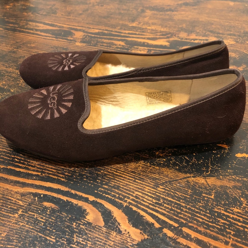 Ugg Alloway flats -size 8
